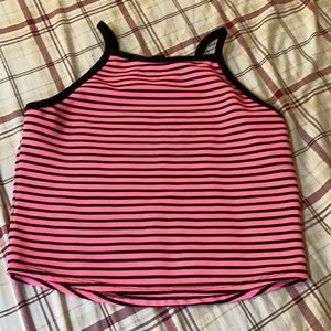NWOT Crop halter top